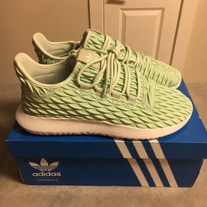 Women’s Adidas Tubular Shadow 9/9.5. BRAND NEW!